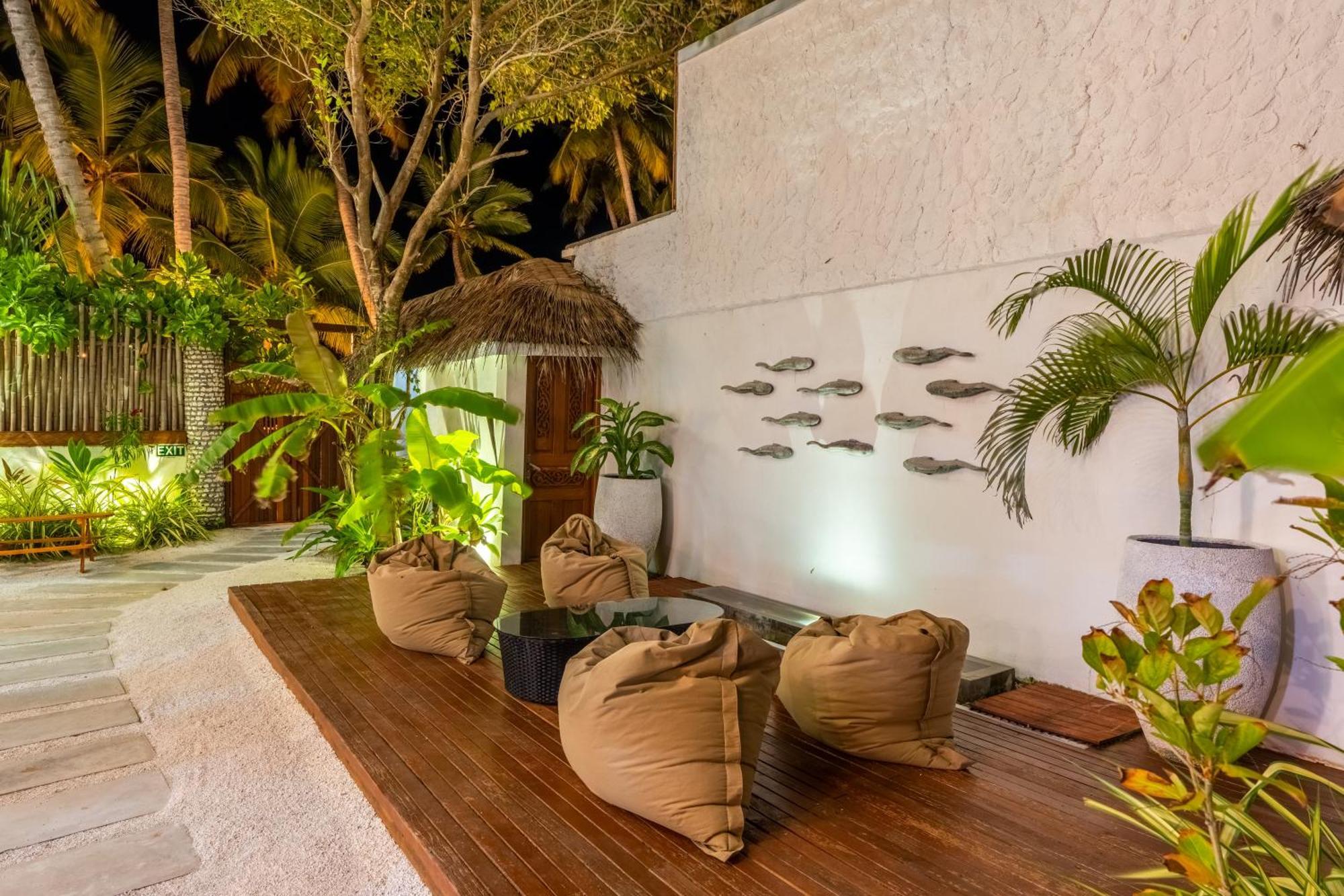 Veli Vilaa Dhiffushi Exteriör bild